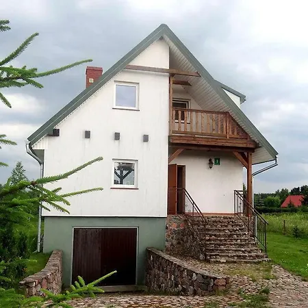 Holiday home Letniskowy Dom Na Mazurach Pod Modrzewiem